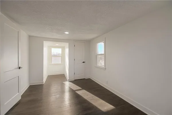 $410,000 | 4933 Parish Drive, Roeland Park, KS 66205