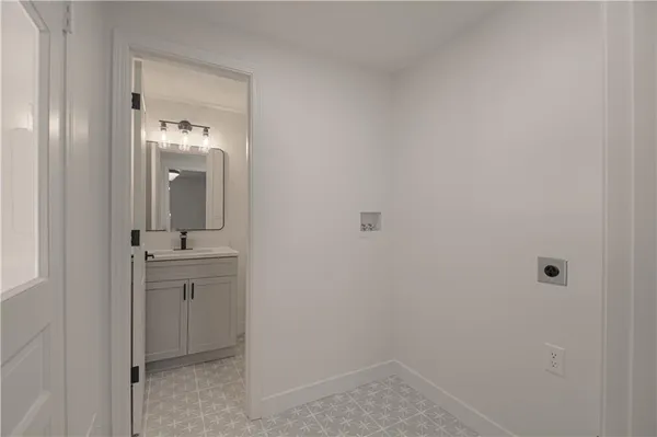 $410,000 | 4933 Parish Drive, Roeland Park, KS 66205