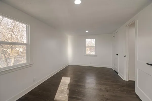 $410,000 | 4933 Parish Drive, Roeland Park, KS 66205