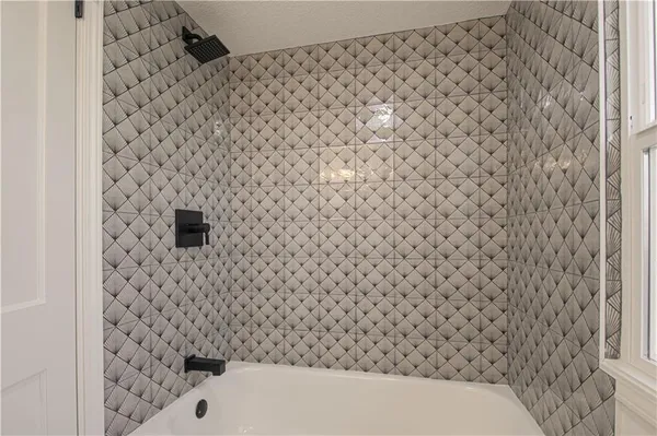 $410,000 | 4933 Parish Drive, Roeland Park, KS 66205