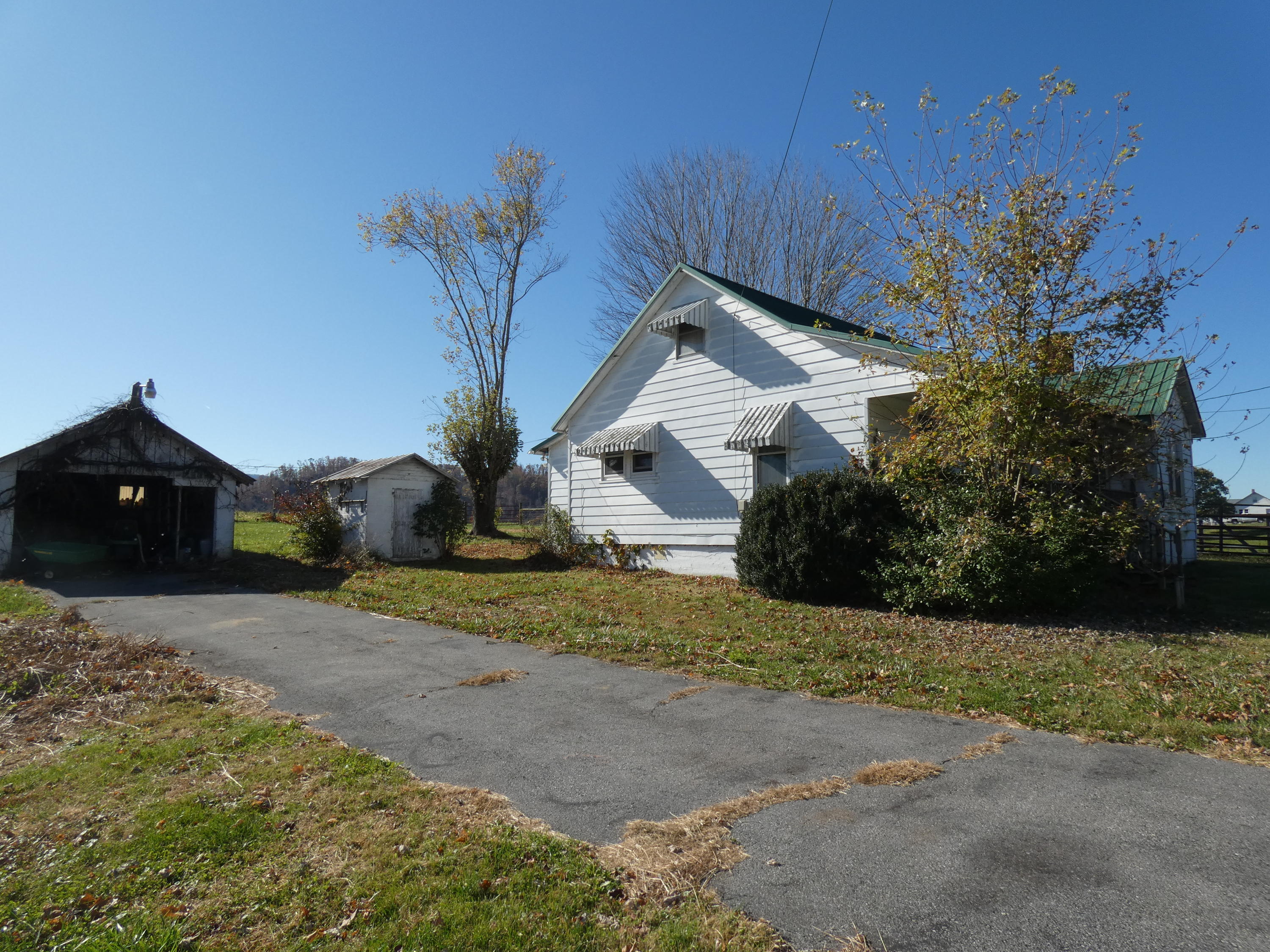 37290 Loves Mill Road Chilhowie, VA 24319 - Photo 9 of 21 P1020305