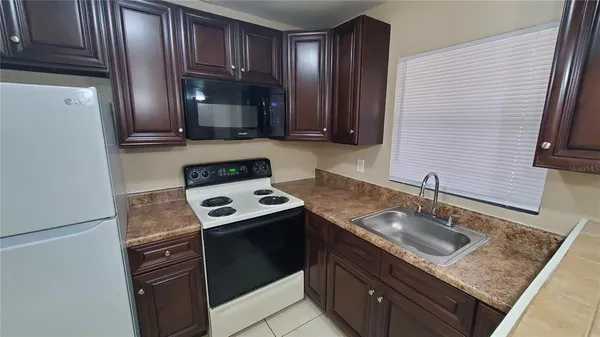 $925,000 | 953 6th Street Southeast, Winter Haven, FL 33880