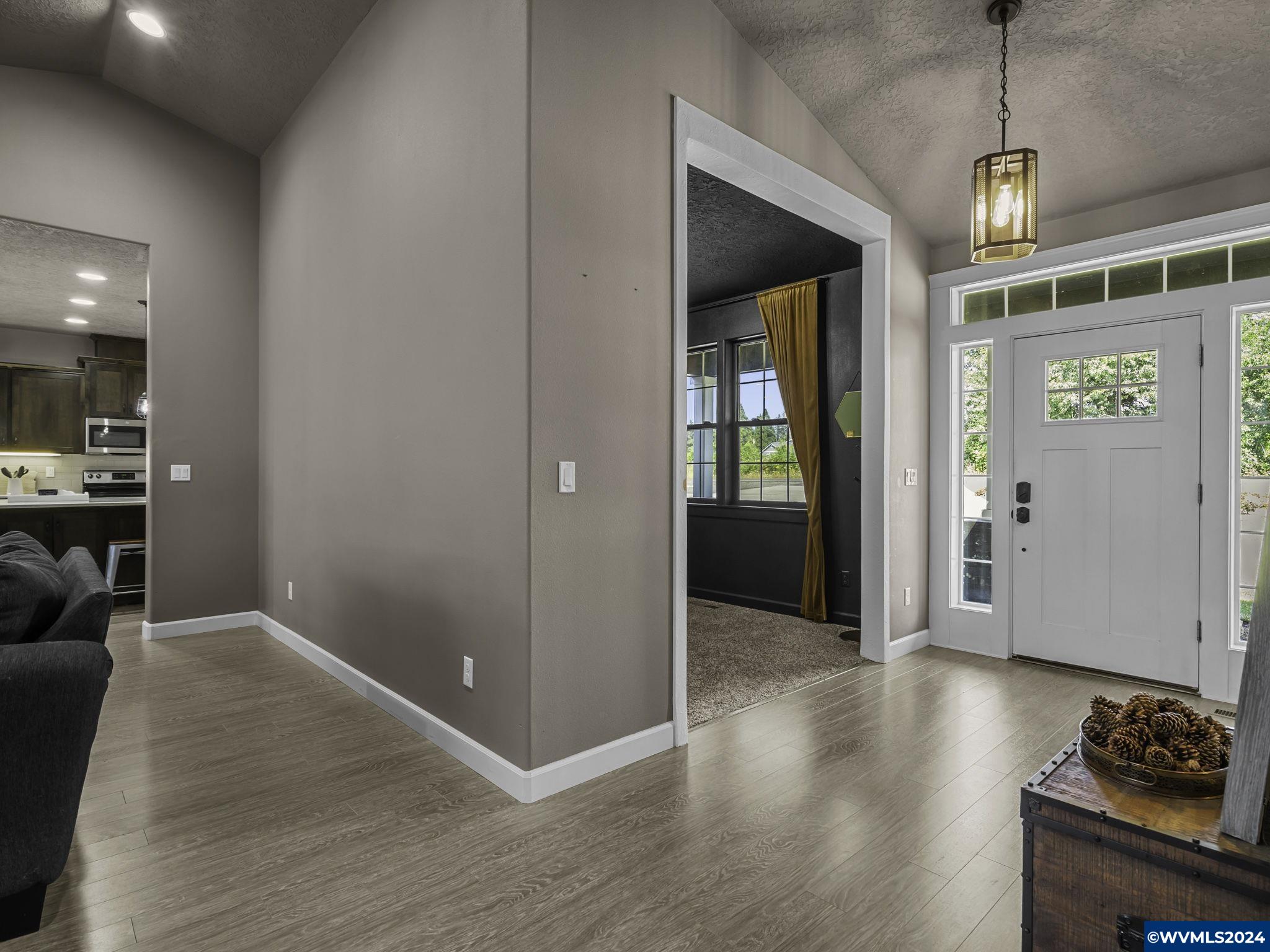 8233 Golf Club Road Southeast Aumsville, OR 97325 - Photo 15 of 42 Gallery Image 15