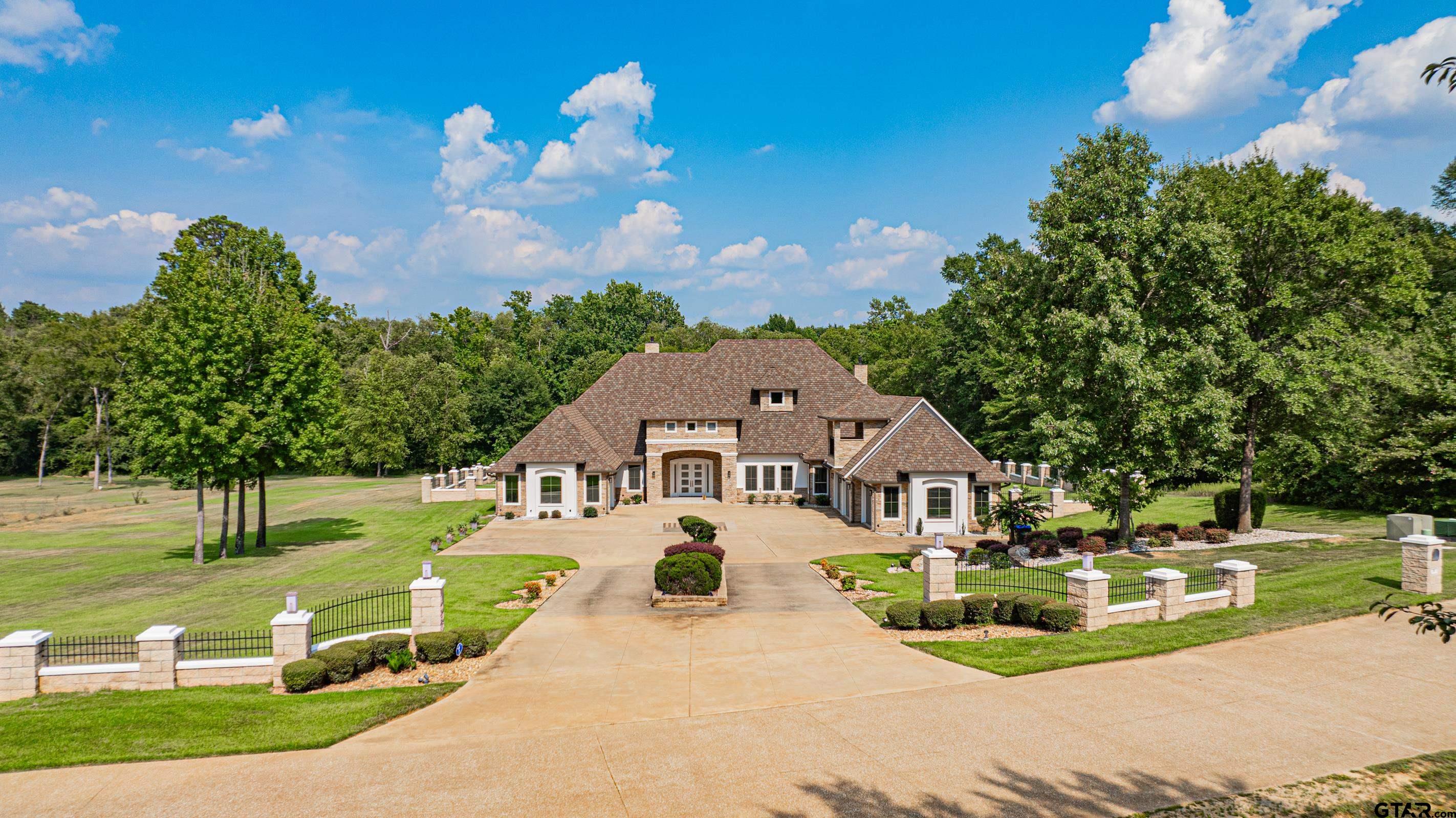 8 Stonebridge Court Longview, TX 75605 - Photo 3 of 48