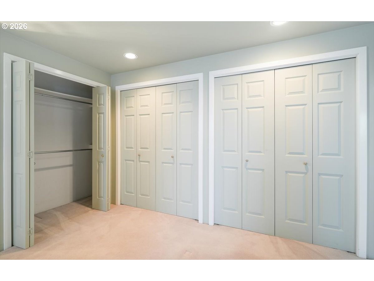 1376 Brickley Road Eugene, OR 97401 - Photo 36 of 48 a view of an empty room