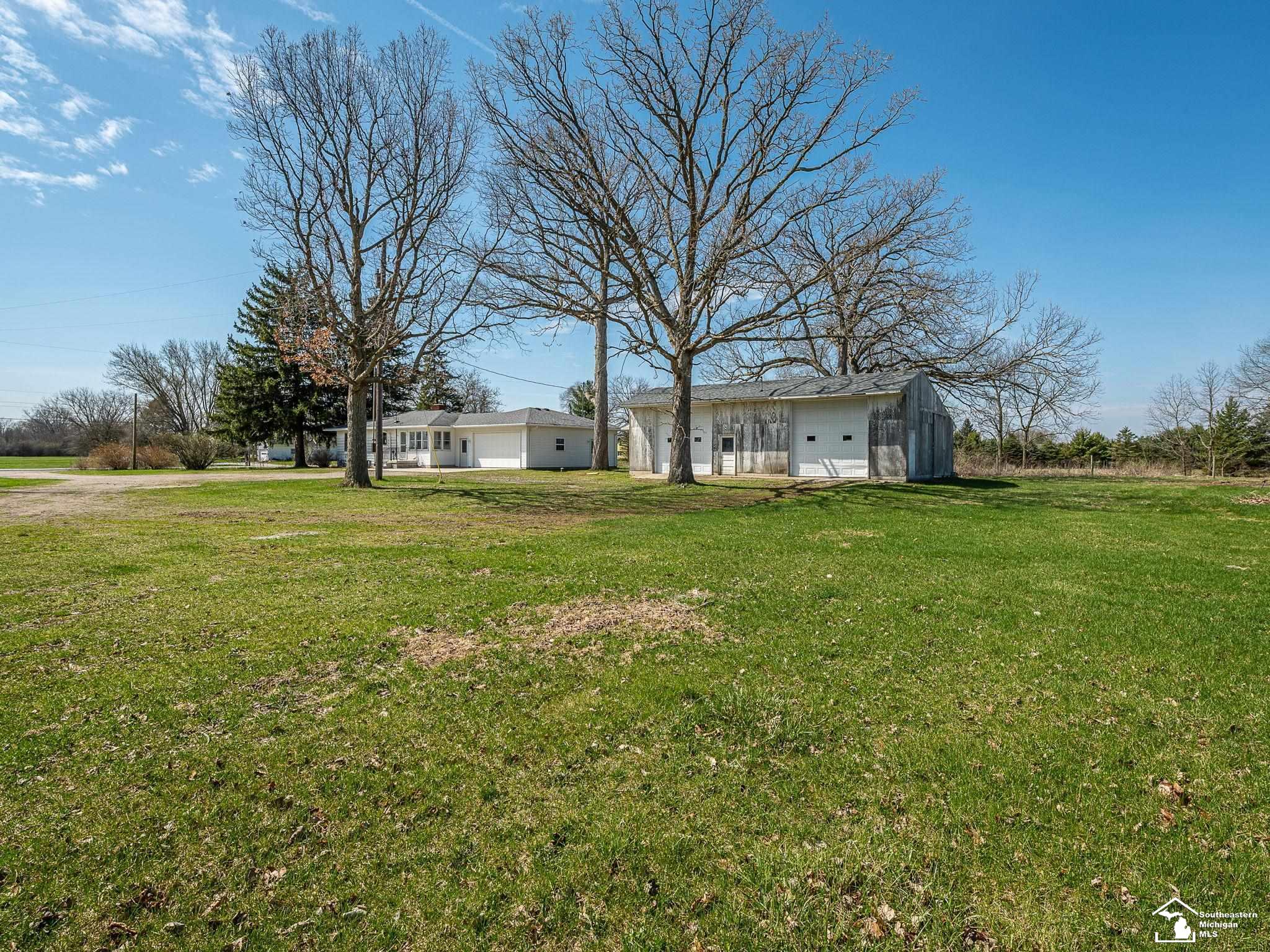 1932 West Albain Road Monroe, MI 48161 - Photo 41 of 57 50203798-9596c6ef-b434-493b-b45c-3743b52c244f.JPG