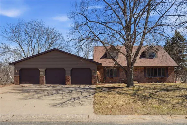$439,900 | 1299 Parkview Drive, New Richmond, WI 54017