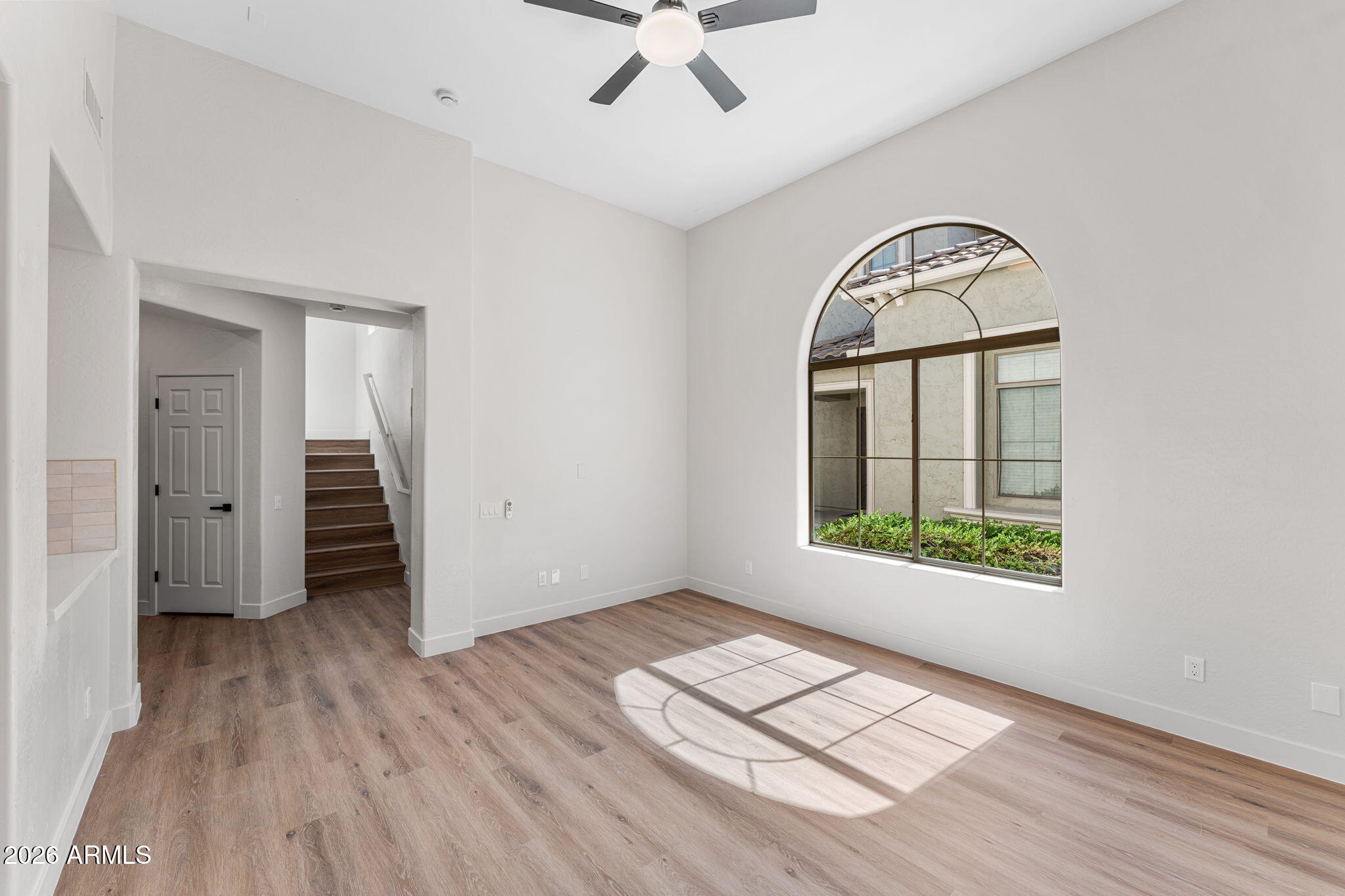 1943 West Davis Road Phoenix, AZ 85023 - Photo 12 of 41 39-web-or-mls-DSC00362