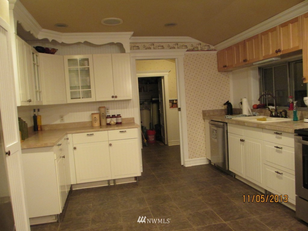 302 Twin Oaks Road Chehalis, WA 98532 - Photo 2 of 25