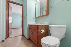 5648 Spring Hill Road Grove City, OH 43123 - Photo 27 of 40 Owners Bath