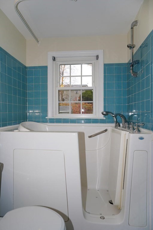 55 Macon Road Burlington, MA 01803 - Photo 22 of 26 Gallery Image 22