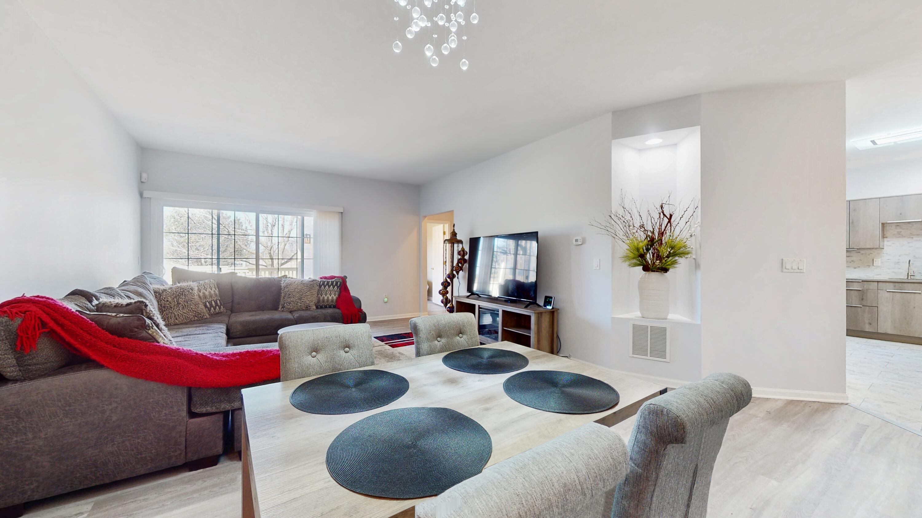 Open Concept Living Room:Dining Room