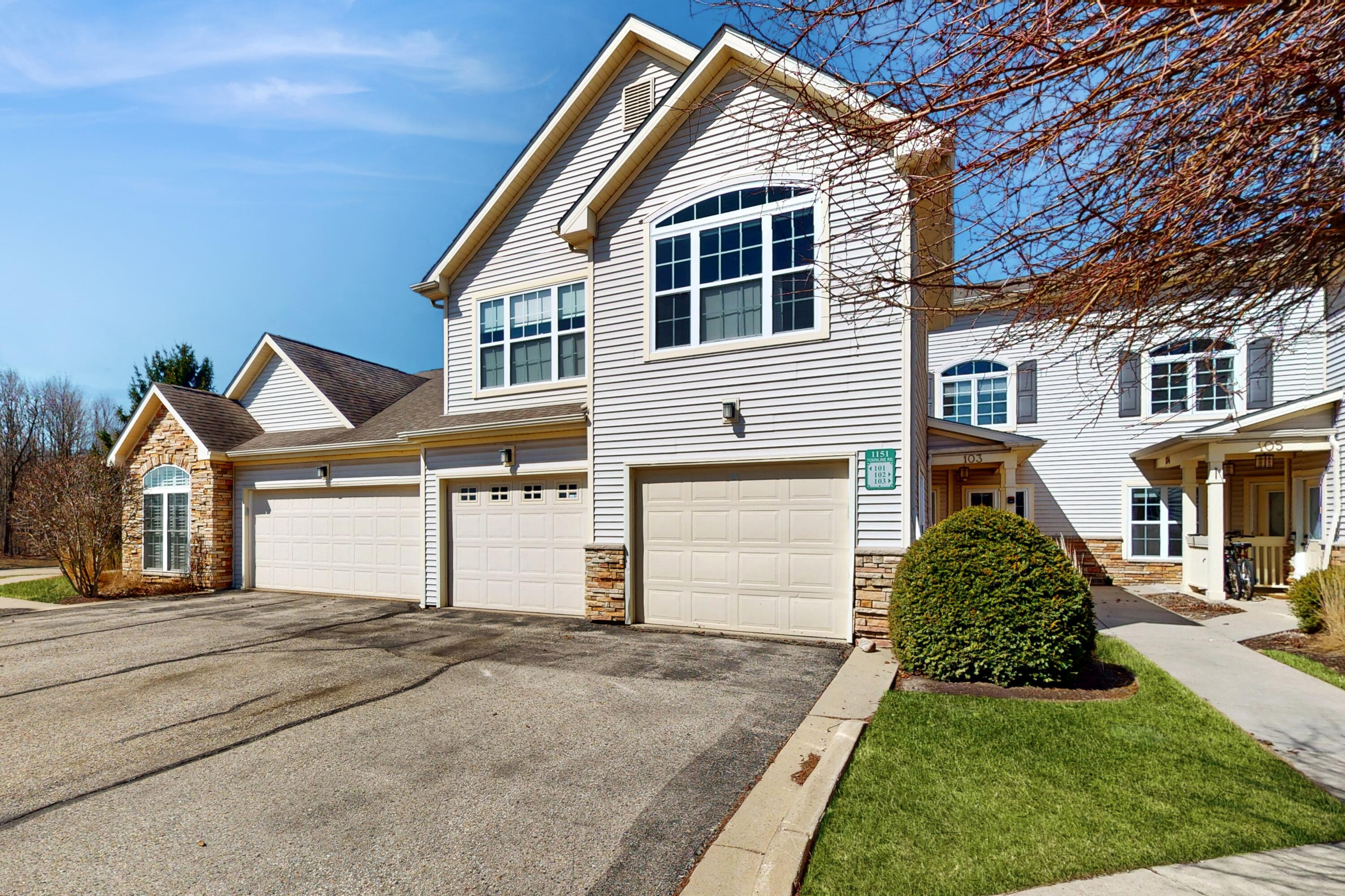 1151 East Townline Road, Unit 102 Lake Geneva, WI 53147 - Photo 2 of 15 Front of Condo