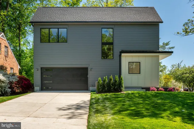 $3,189,000 | 6921 Granby Street, Bethesda, MD 20817