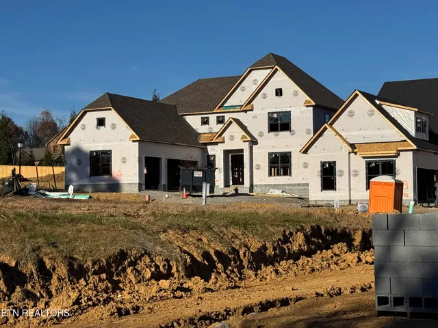 $1,349,900 | 4 Pipers Run Lane, Knoxville, TN 37922