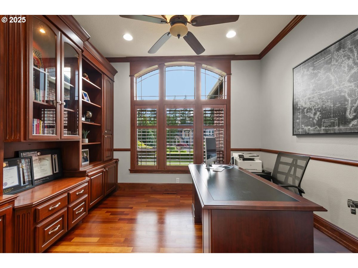 904 Northeast 224th Circle Ridgefield, WA 98642 - Photo 20 of 48 Den/Office