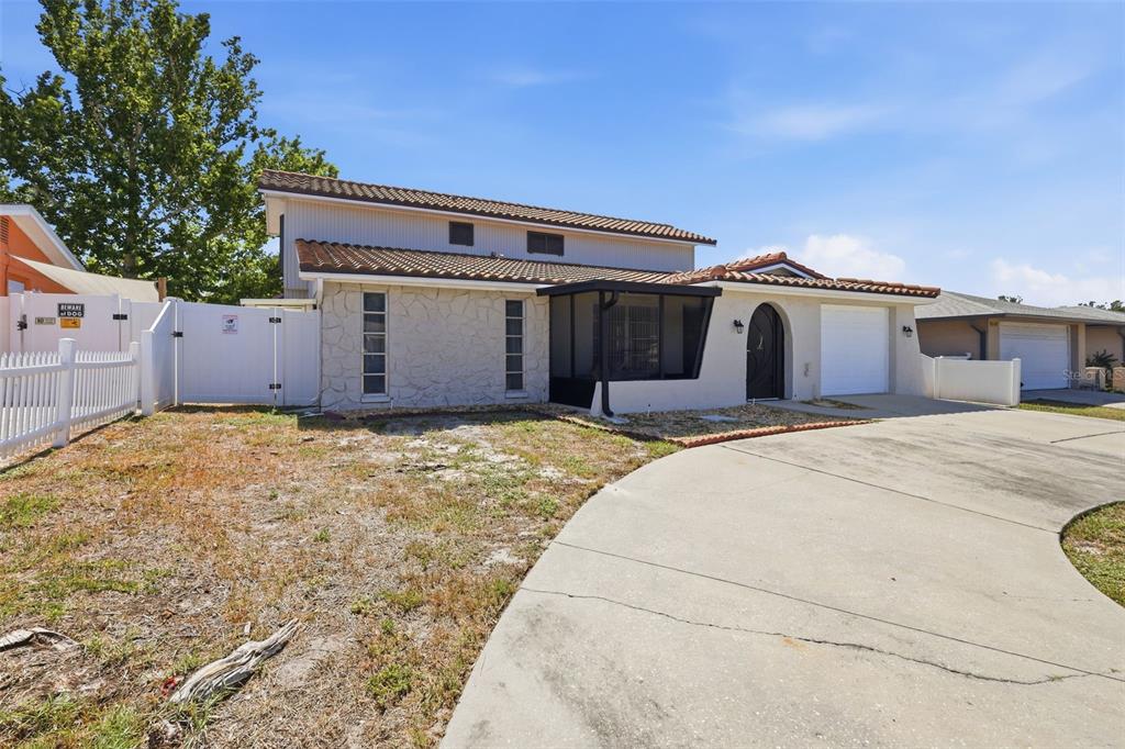 9100 Suffolk Lane Port Richey, FL 34668 - Photo 5 of 39