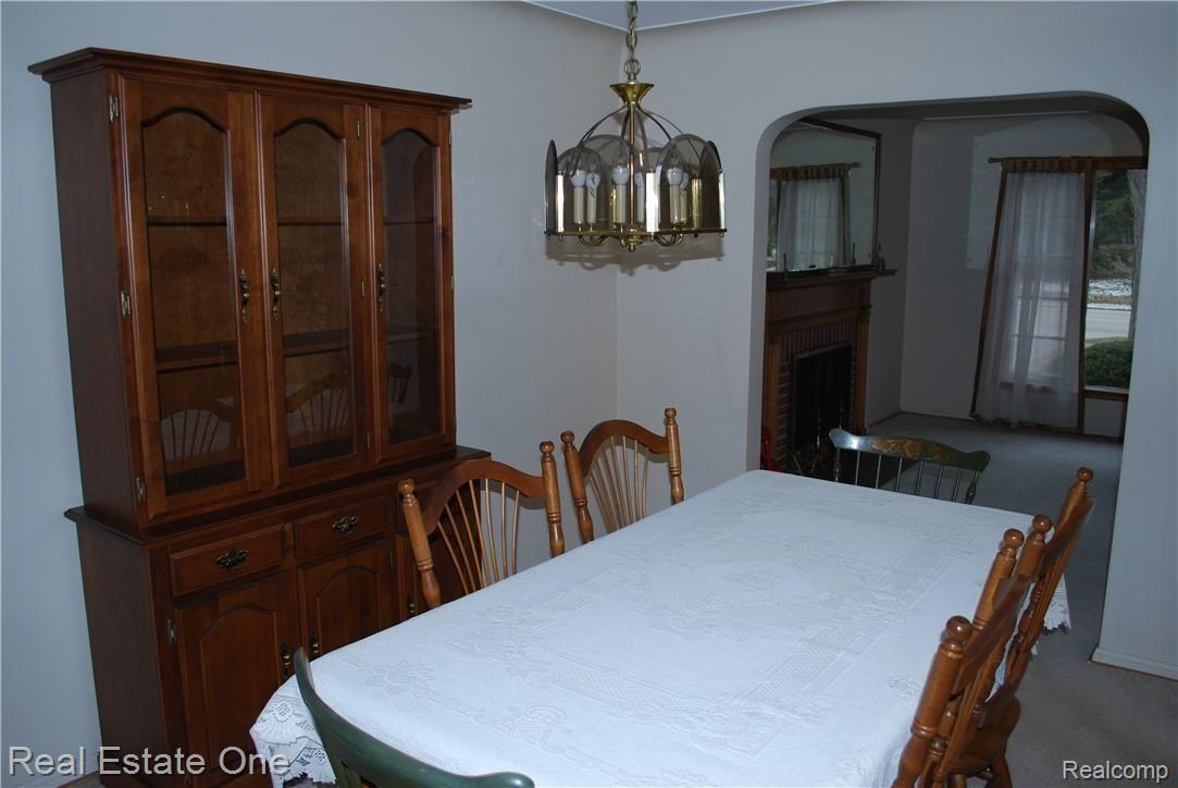 216 North Gulley Road Dearborn, MI 48128 - Photo 11 of 64 2nd View - Formal Dining Room