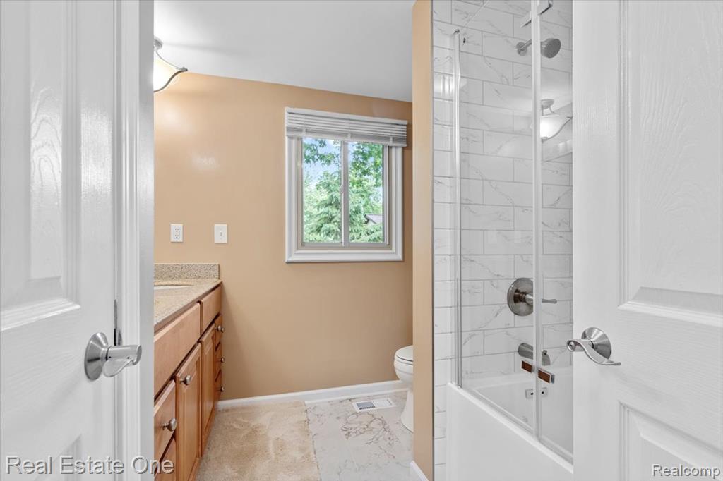 20558 Meridian Road Grosse Ile, MI 48138 - Photo 18 of 26
