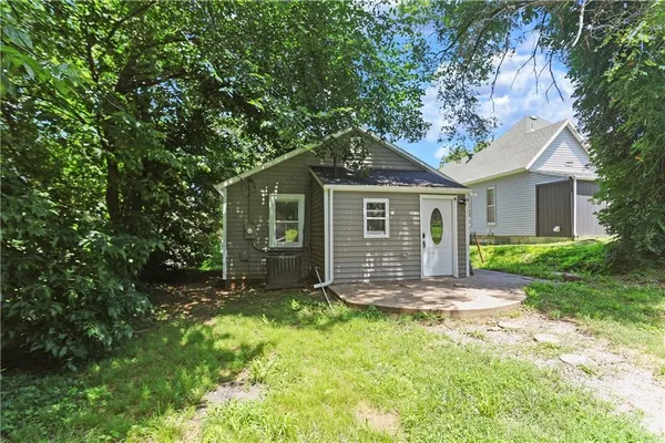 $199,000 | 214 Ming Street, Warrensburg, MO 64093