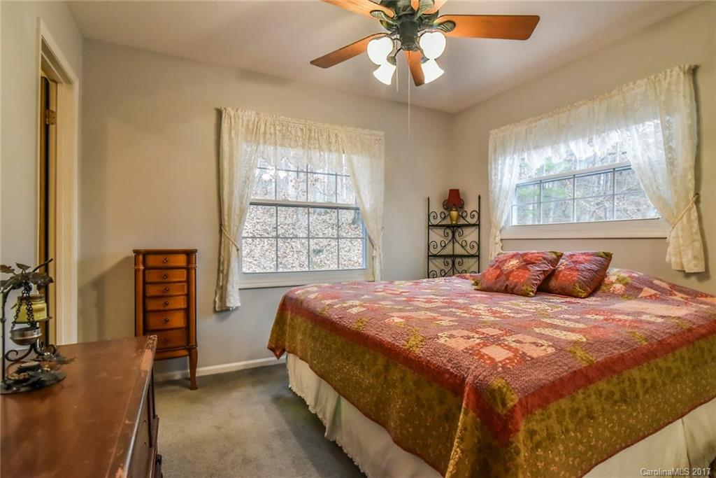 27 Vehorn Road Fairview, NC 28730 - Photo 18 of 24 Gallery Image 18