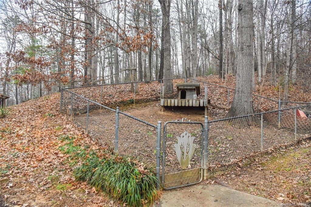 27 Vehorn Road Fairview, NC 28730 - Photo 5 of 24 Gallery Image 5