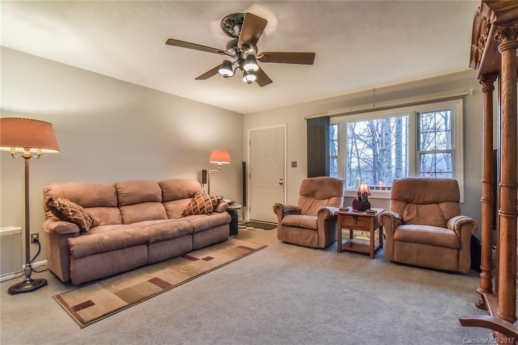 27 Vehorn Road Fairview, NC 28730 - Photo 10 of 24 Gallery Image 10