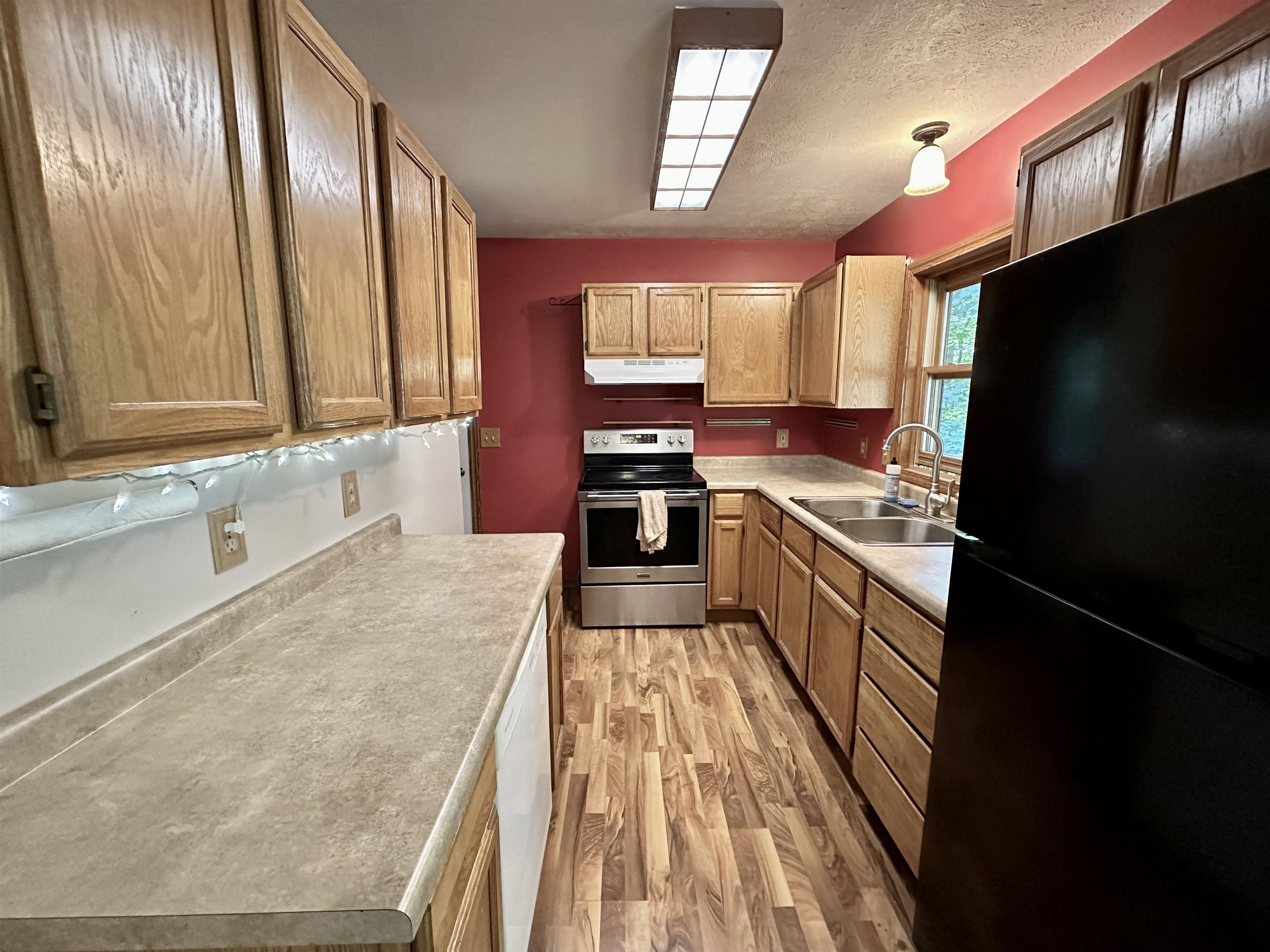 2458 East Potter Road Traverse City, MI 49696 - Photo 19 of 61 1914647-18.JPG