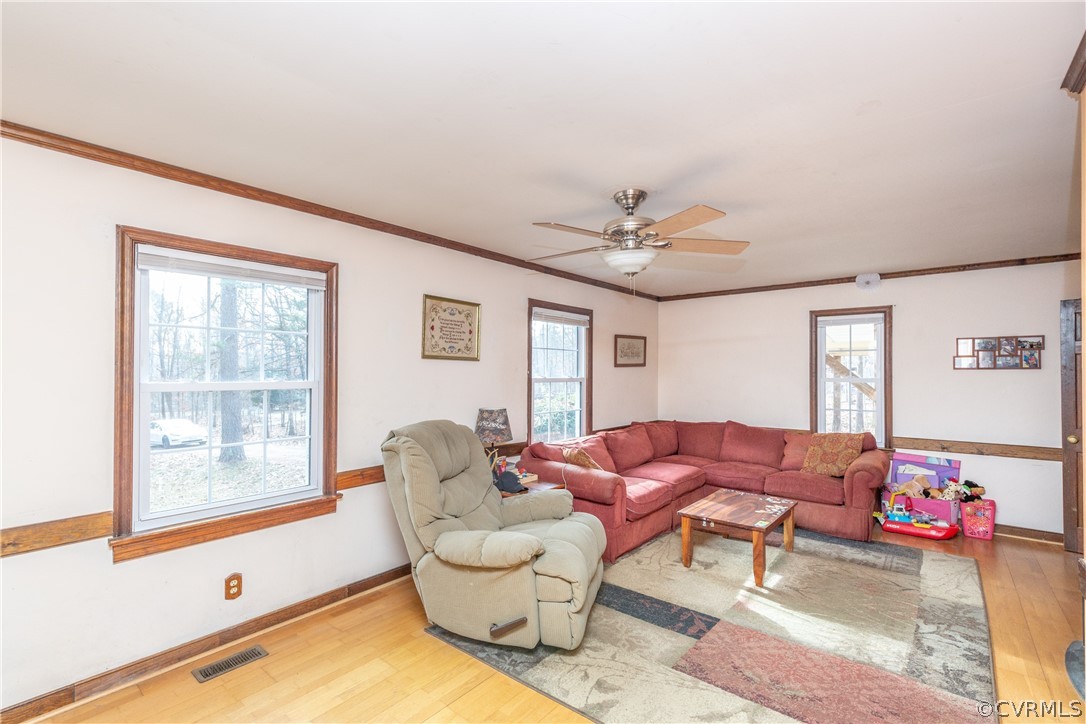 2812 Pleasantwood Road Powhatan, VA 23139 - Photo 2 of 14 Gallery Image 2