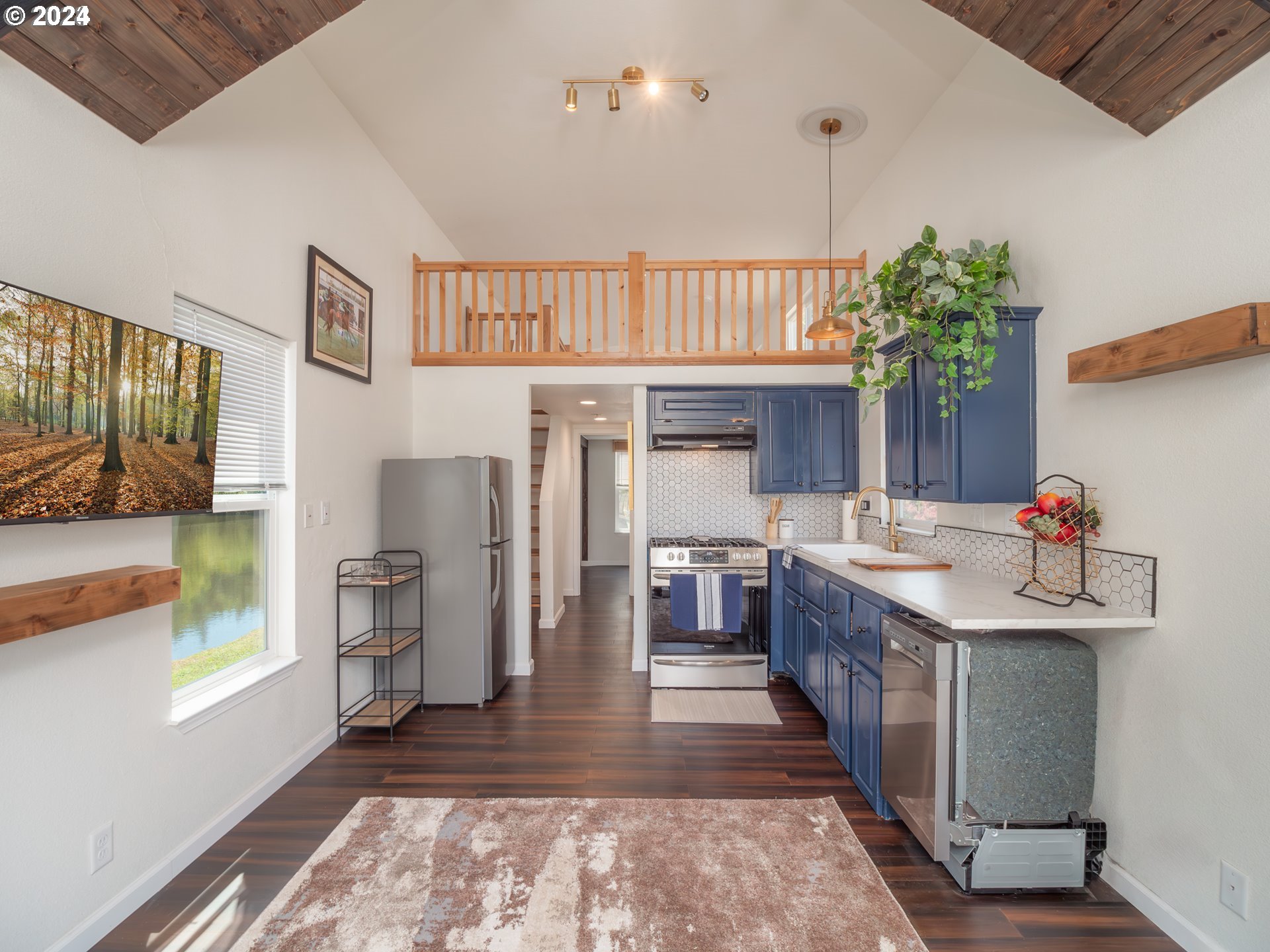 1646 Southwest Duke Road Sutherlin, OR 97479 - Photo 11 of 19 Gallery Image 11