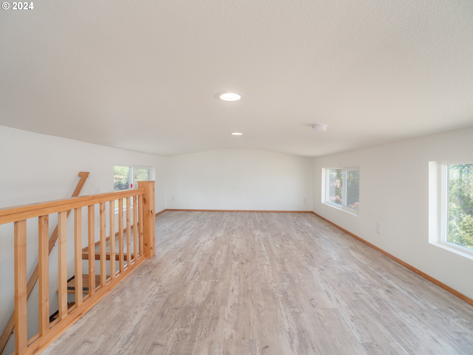 1646 Southwest Duke Road Sutherlin, OR 97479 - Photo 15 of 19 Gallery Image 15