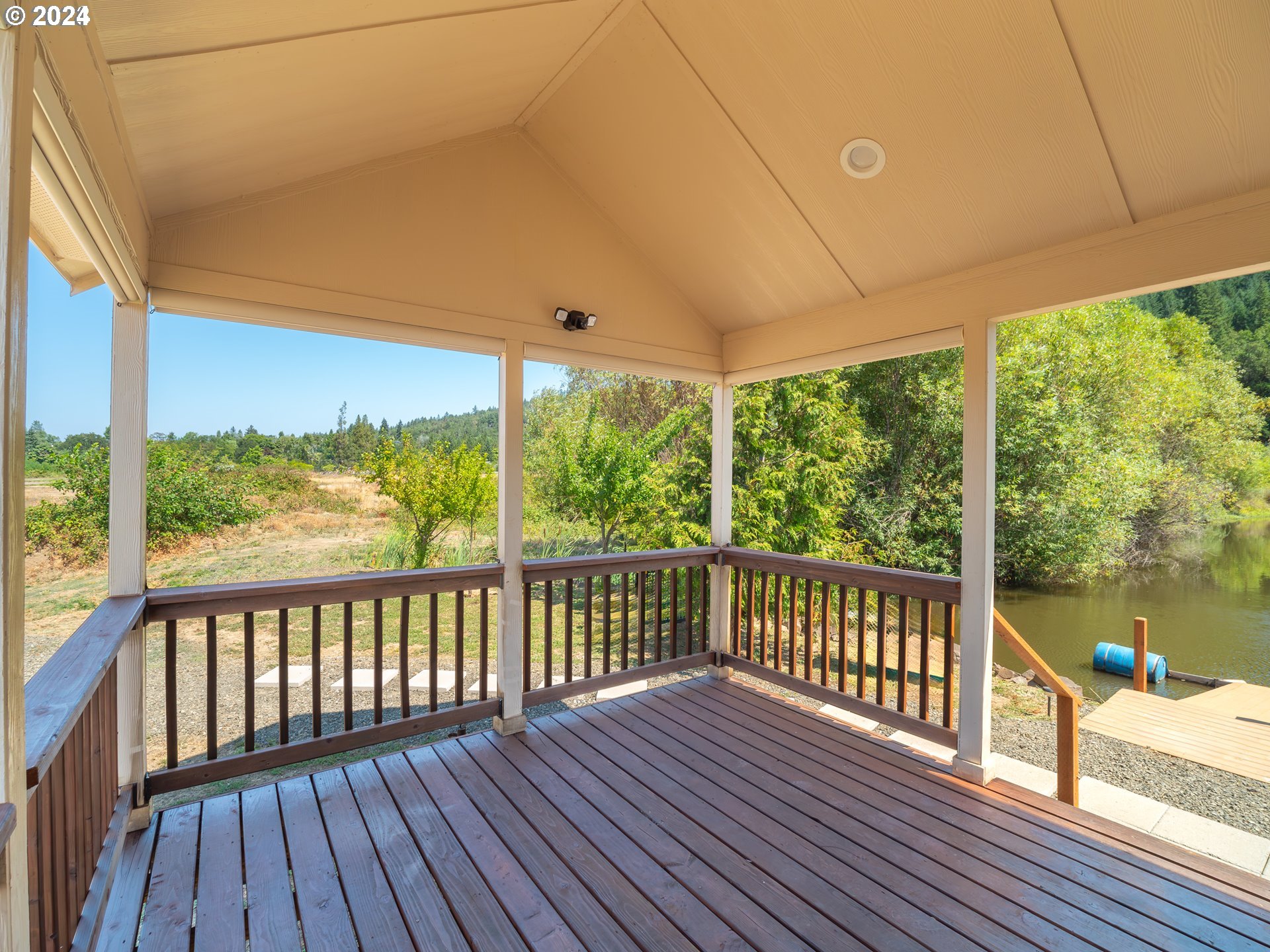 1646 Southwest Duke Road Sutherlin, OR 97479 - Photo 8 of 19 Gallery Image 8