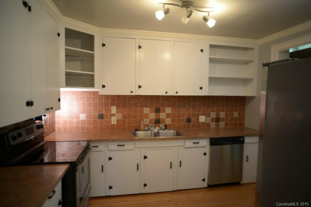 3126 Cambridge Road Charlotte, NC 28209 - Photo 4 of 14 Gallery Image 4