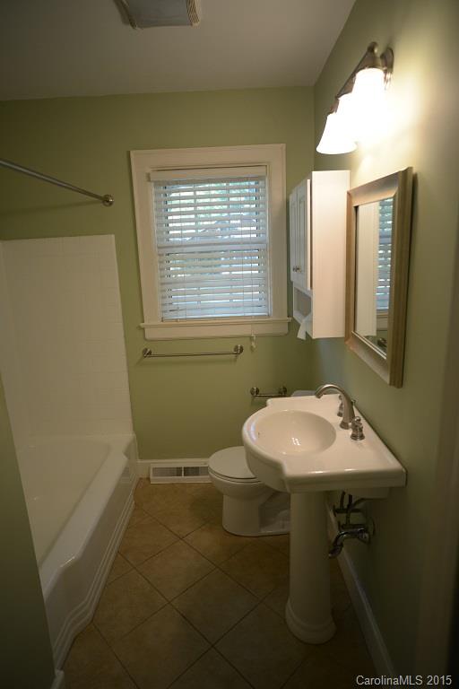 3126 Cambridge Road Charlotte, NC 28209 - Photo 6 of 14 Gallery Image 6