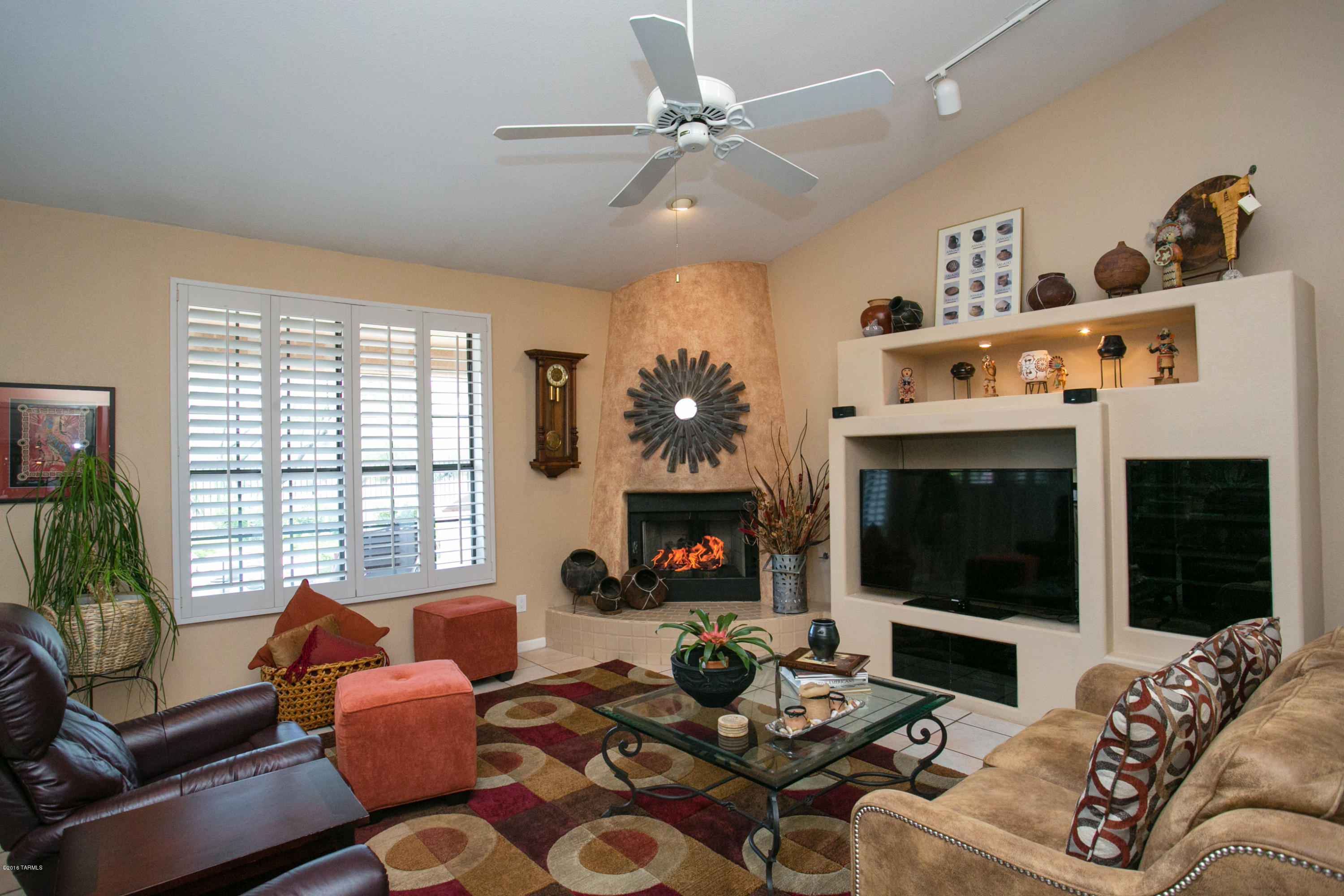 36854 South Ridgeview Boulevard Tucson, AZ 85739 - Photo 8 of 34