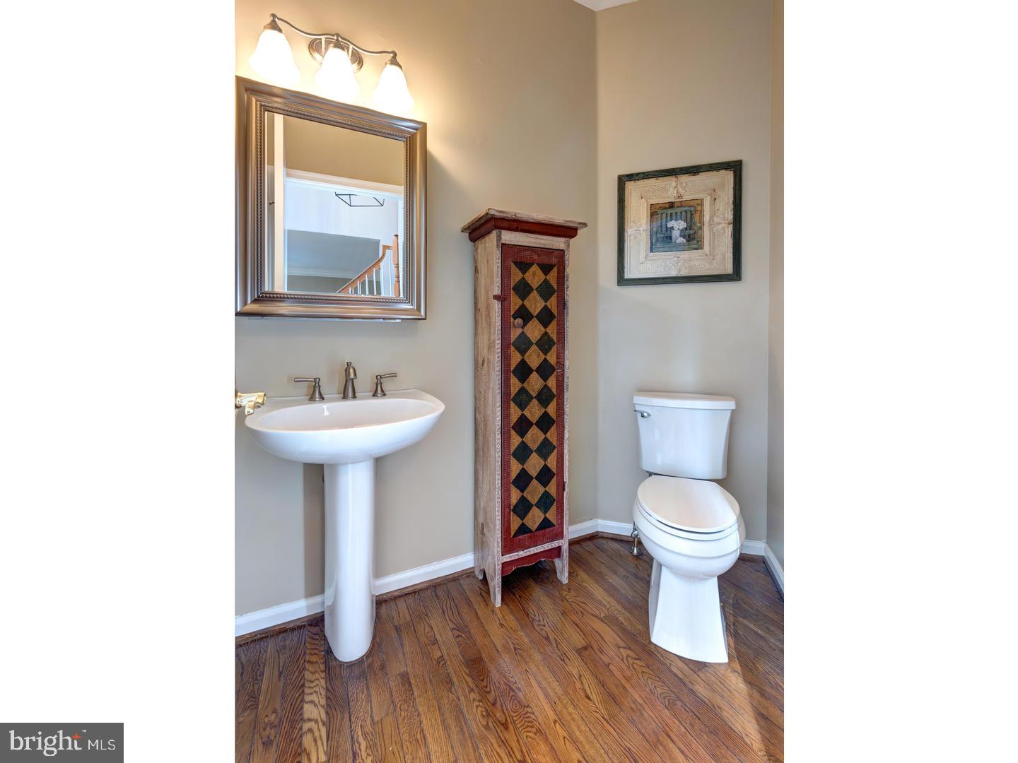 362 Long Ridge Lane Exton, PA 19341 - Photo 9 of 36 First Floor Powder Room