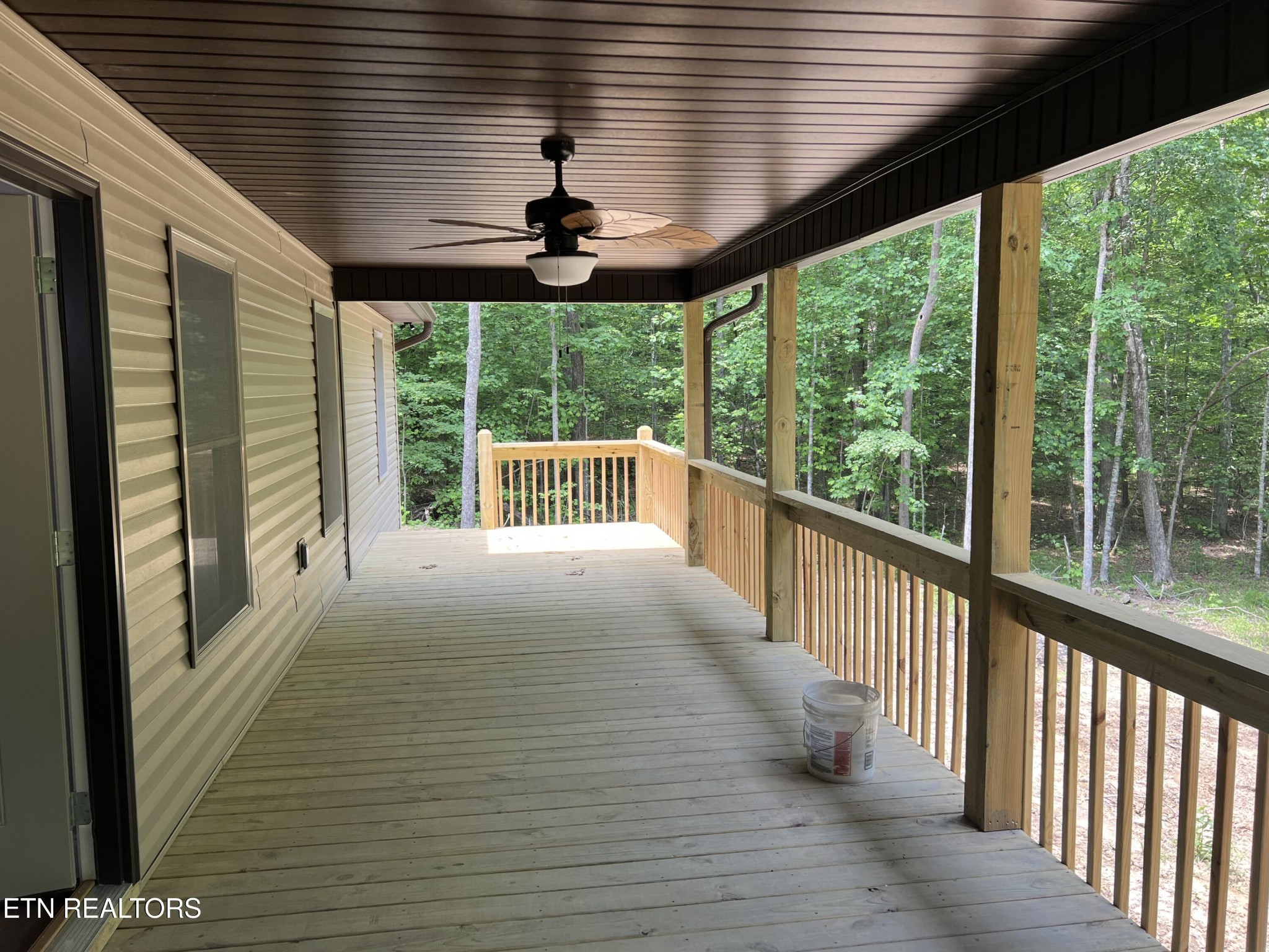 1116 Arrowhead Road Monterey, TN 38574 - Photo 3 of 20 Gallery Image 3