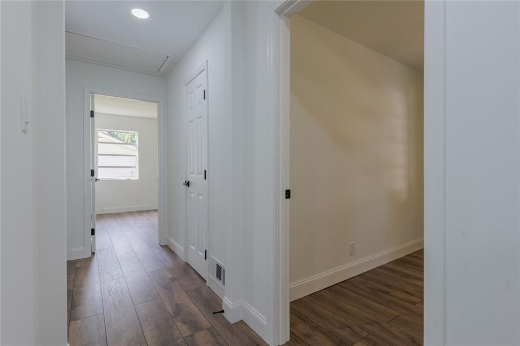 5207 Dixie Lake Road Union City, GA 30291 - Photo 18 of 29