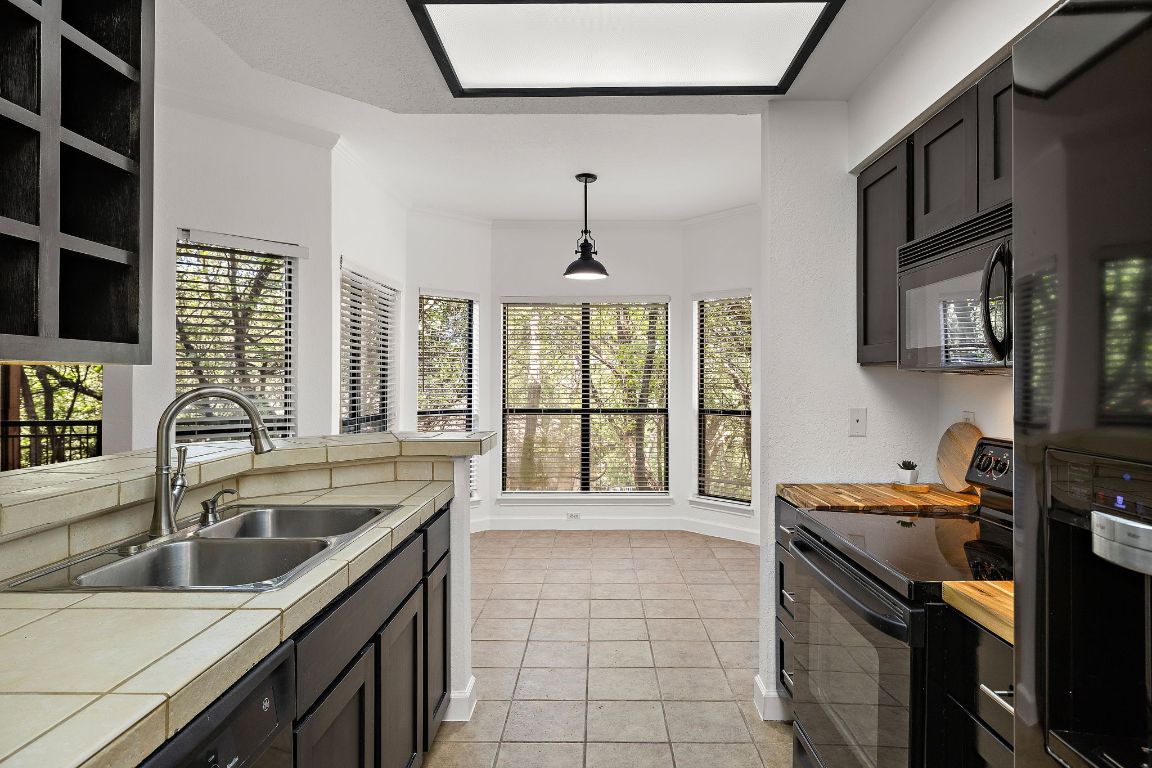 4711 Spicewood Springs Road, Unit 168 Austin, TX 78759 - Photo 9 of 28