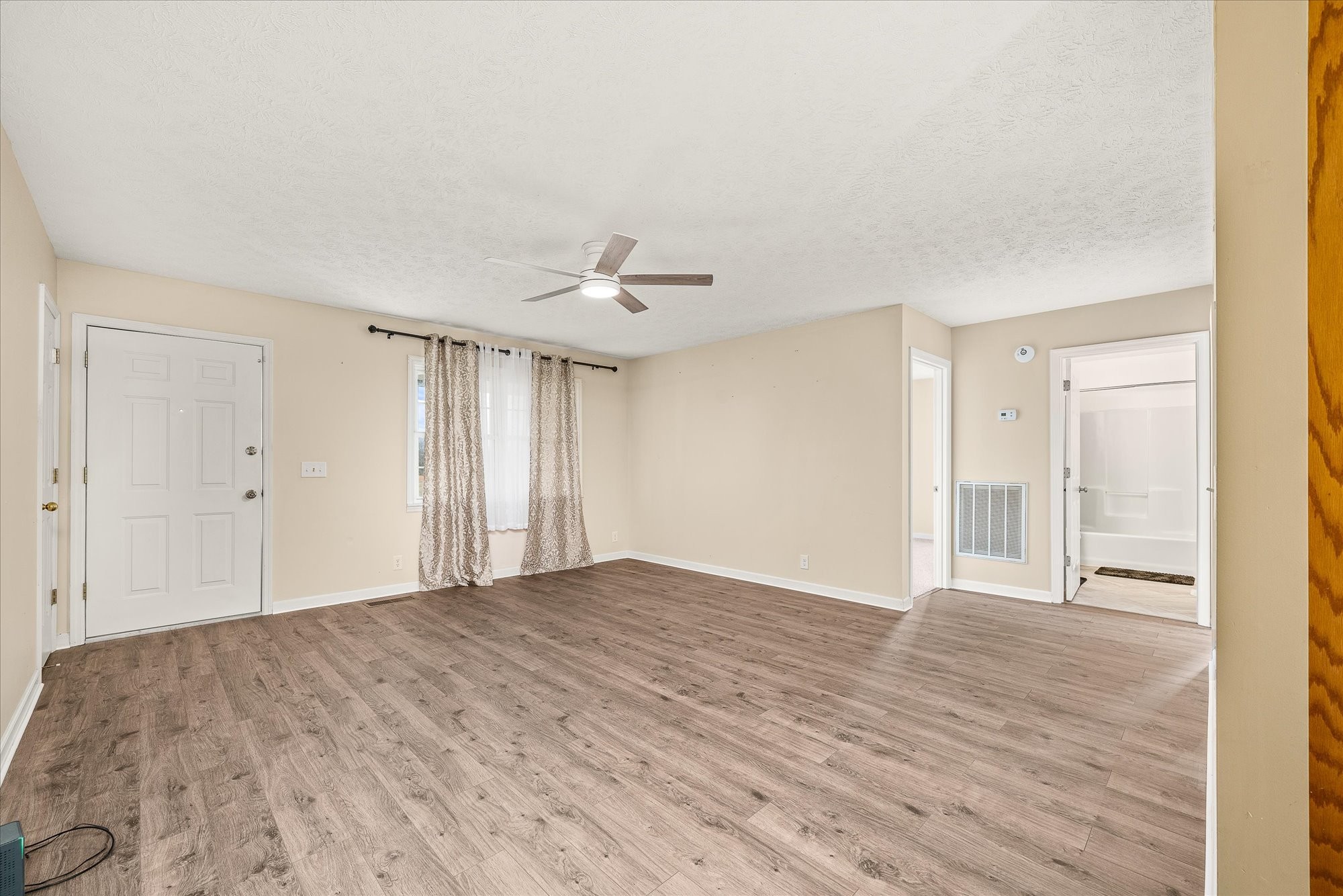 11216 Clay County Highway Moss, TN 38575 - Photo 7 of 40 a view of an empty room and window