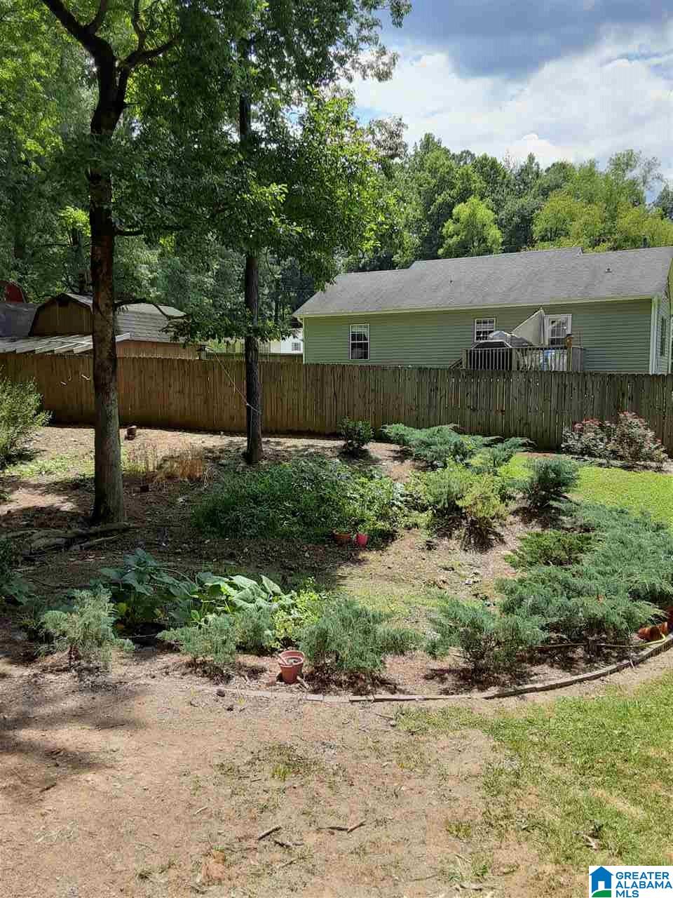 7604 Cedar Avenue Leeds, AL 35094 - Photo 3 of 15