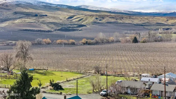 $129,900 | 15660 Summitview Road, Cowiche, WA 98923