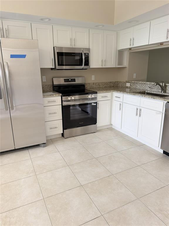 960 Starkey Road, Unit 5105 Largo, FL 33771 - Photo 2 of 6