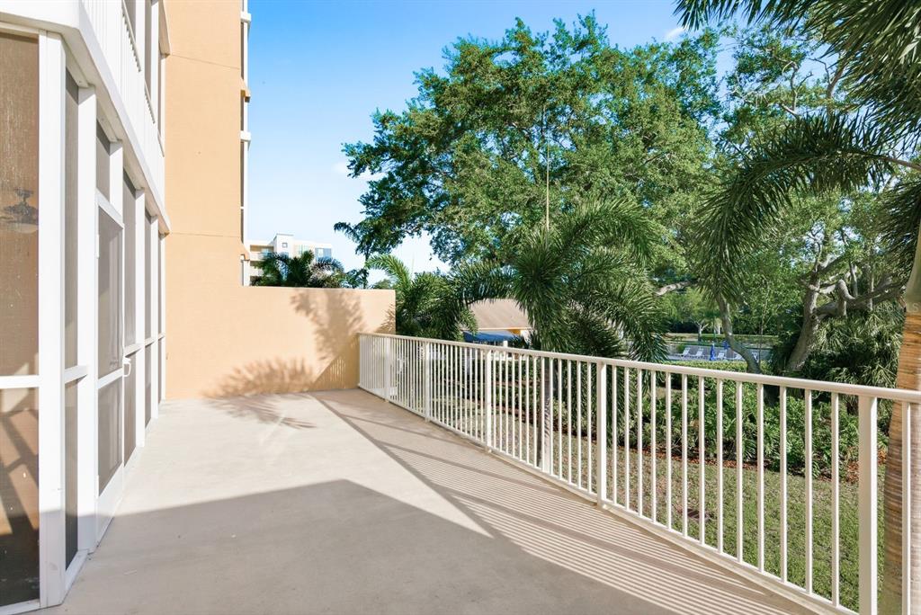 960 Starkey Road, Unit 5105 Largo, FL 33771 - Photo 26 of 32