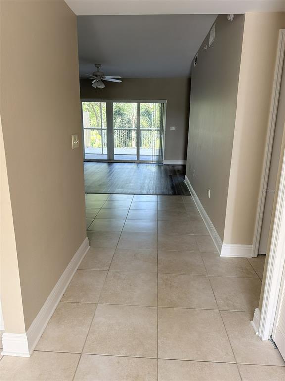 960 Starkey Road, Unit 5105 Largo, FL 33771 - Photo 3 of 6
