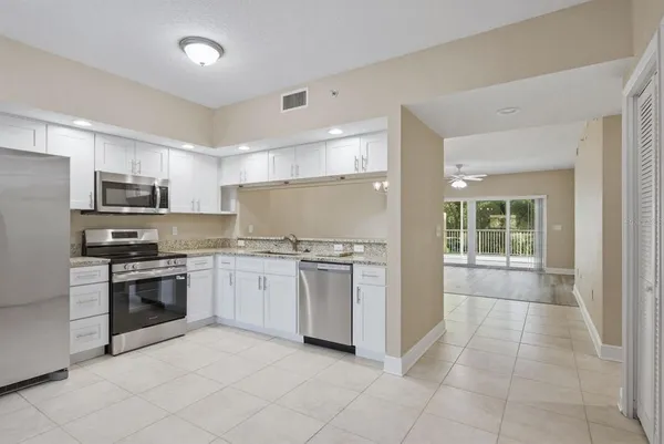 $2,495 | 960 Starkey Road, Unit 5105, Largo, FL 33771