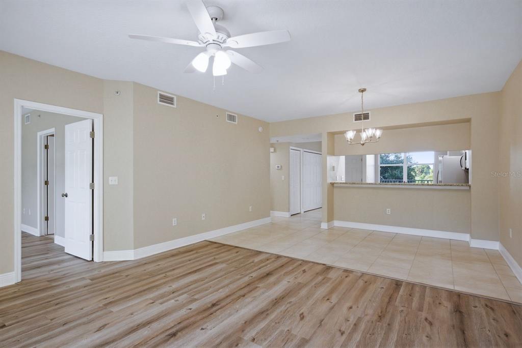 960 Starkey Road, Unit 5105 Largo, FL 33771 - Photo 7 of 32