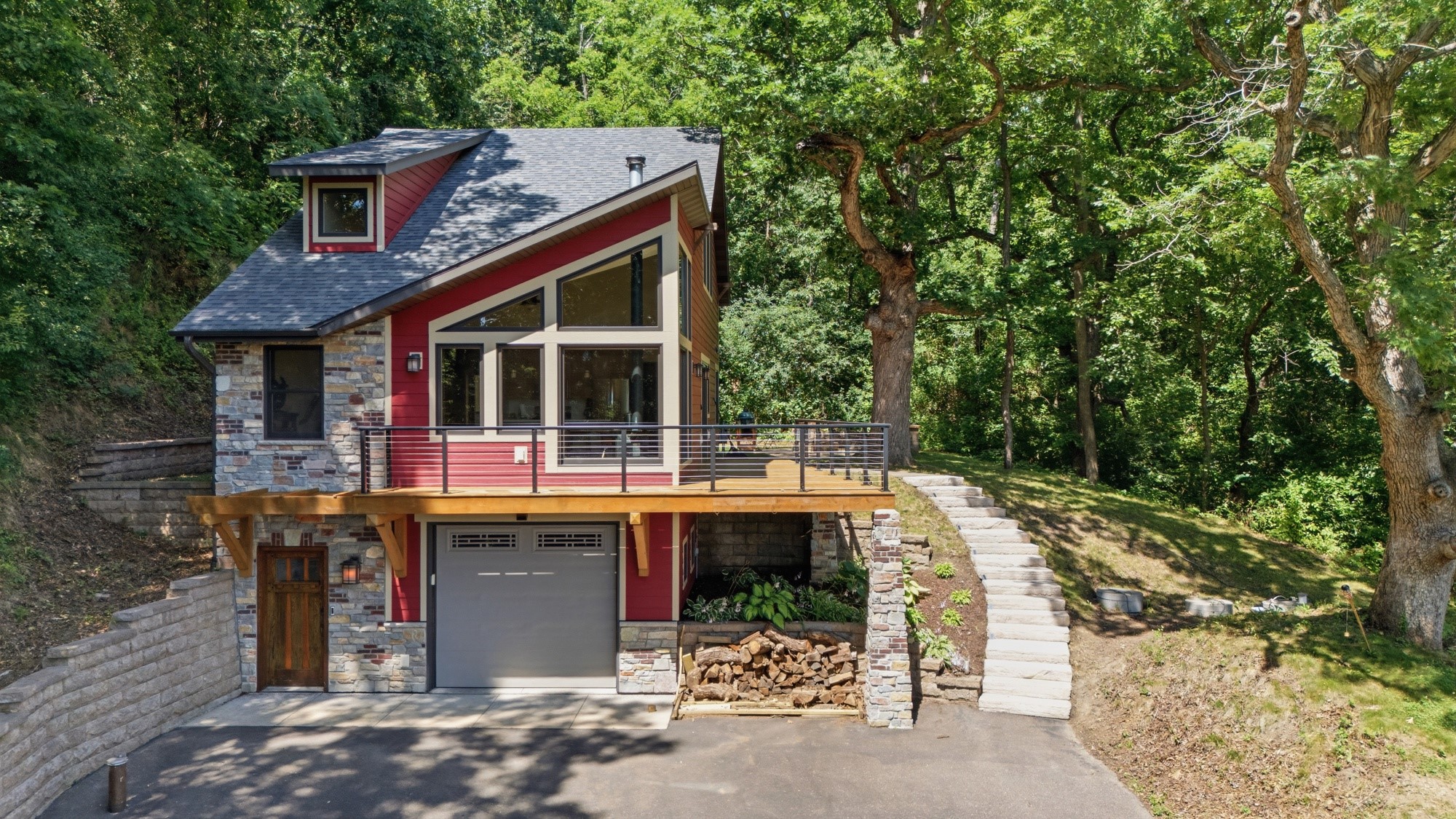 W25714 Sullivan Road Trempealeau, WI 54661 - Photo 4 of 60 Gallery Image 4
