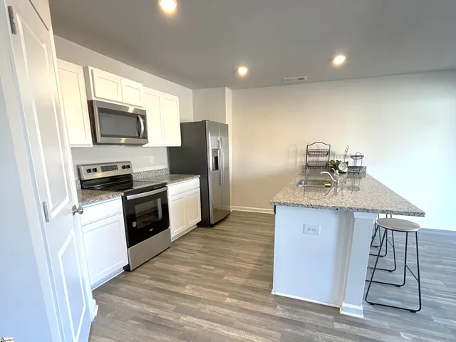 $1,800 | 4060 Garrison Lane, Boiling Springs, SC 29316