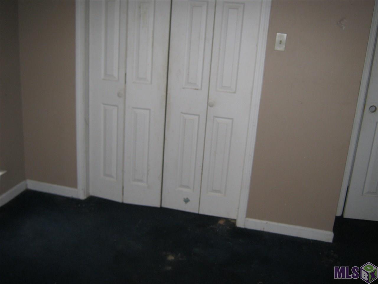 7245 Pettit Road Baker, LA 70714 - Photo 3 of 11 Livingroom